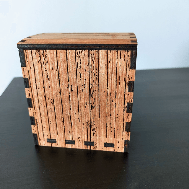 Tirelire cabane de plage en bois brut